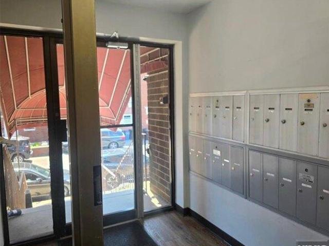 Condo for sale in Palisades Park, New Jersey