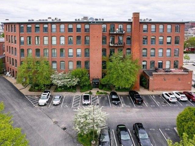 Condo for sale in Pawtucket, Rhode Island