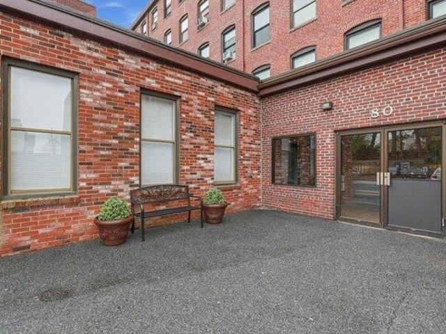 Condo for sale in Peabody, Massachusetts