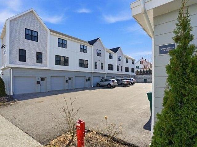 Condo for sale in Manomet, Massachusetts