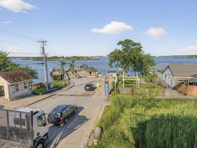 Condo for sale in Peaks Island, Maine