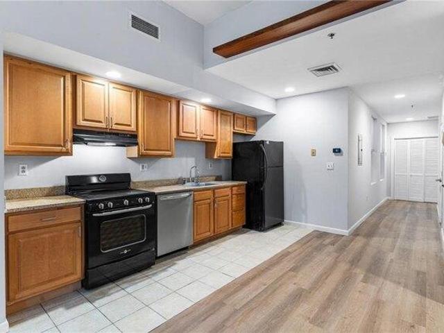 Condo for sale in Downtown, Providence
