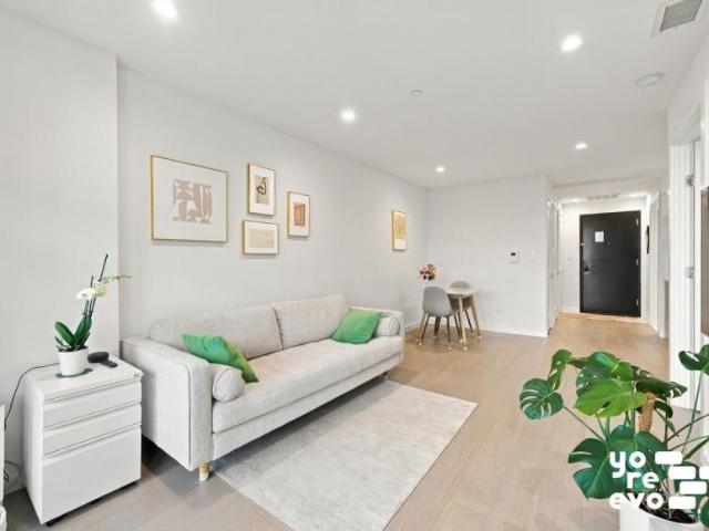 Condo for sale in Queens, Arverne