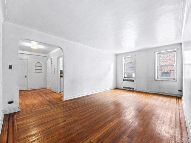 Condo for sale in Queens, Arverne