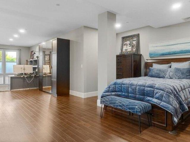 Condo for sale in Beachmont, Revere
