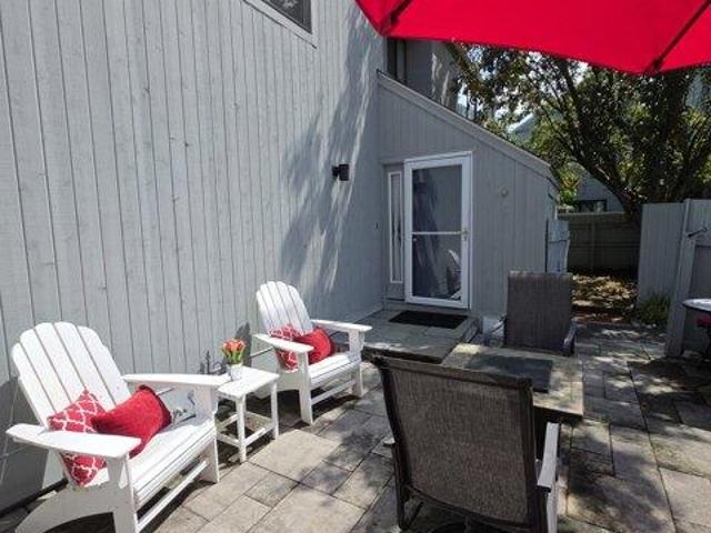 Condo for sale in Ridgefield, Western Connecticut Planning Region