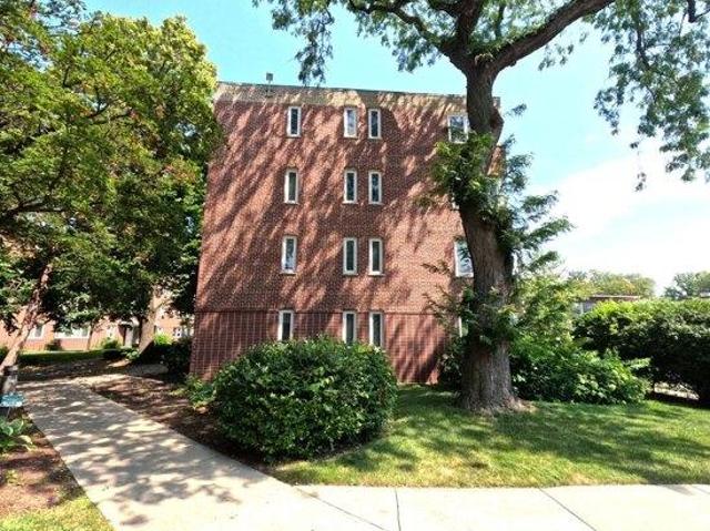 Condo for sale in Oak Park, Illinois