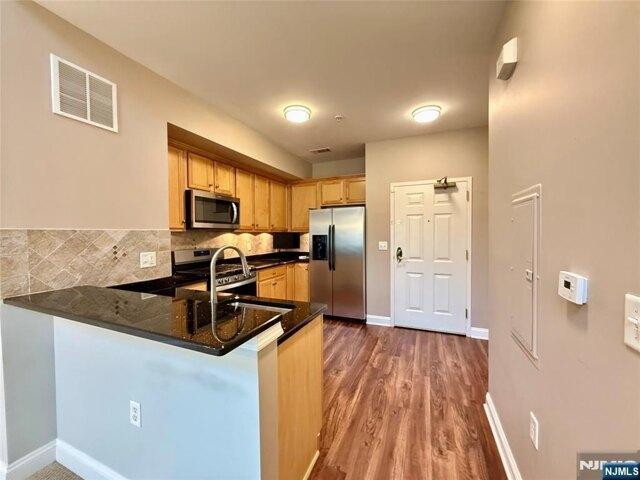 Condo for sale in The Grande at Riverdale, Riverdale