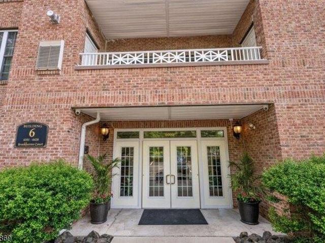 Condo for sale in The Grande at Riverdale, Riverdale