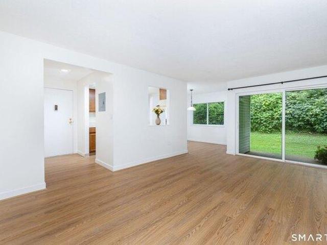 Condo for sale in Rocky Hill, Connecticut