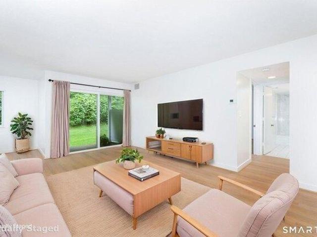 Condo for sale in Rocky Hill, Connecticut