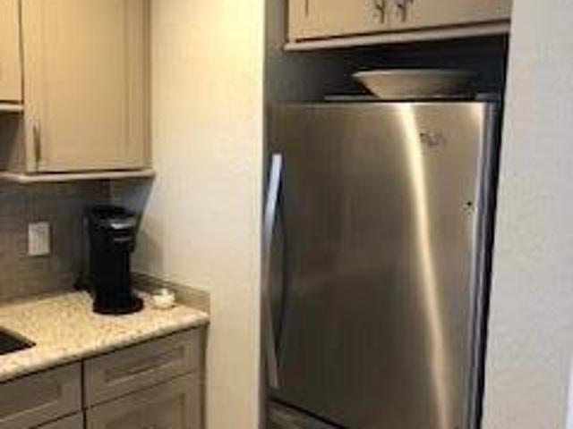 Condo for sale in Saint Thomas, Missouri