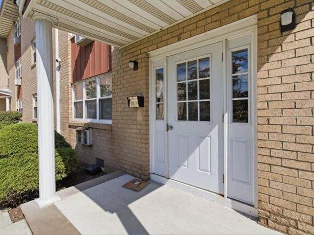 Condo for sale in North End, Secaucus
