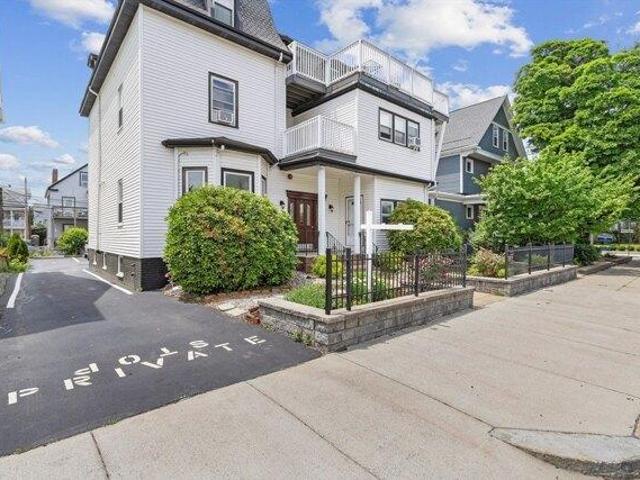 Condo for sale in Somerville, Massachusetts