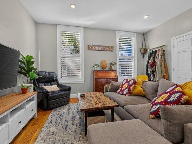 Condo for sale in Winter Hill, Somerville, Massachusetts, Somerville