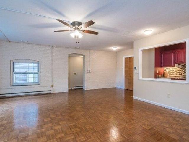 Condo for sale in South Hadley Center, South Hadley