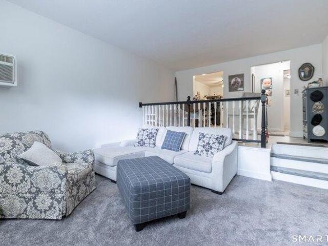 Condo for sale in South Windsor, Connecticut