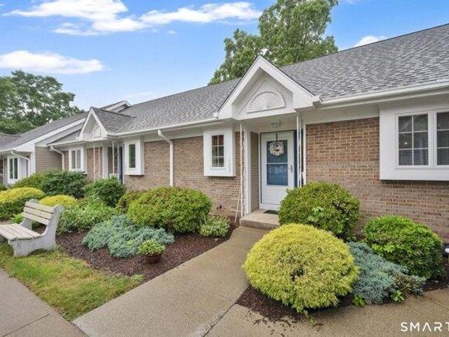 Condo for sale in South Windsor, Connecticut
