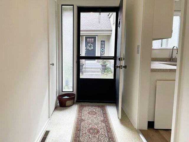 Condo for sale in Southbury, Connecticut