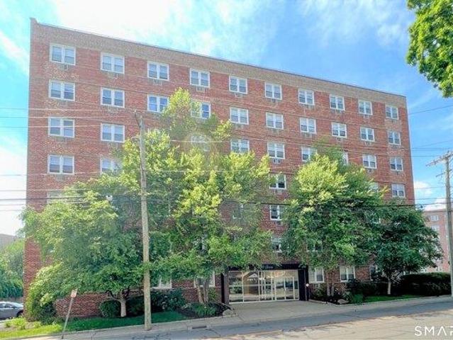 Condo for sale in Cos Cob, Connecticut