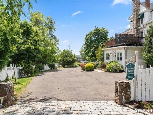 Condo for sale in Cos Cob, Connecticut