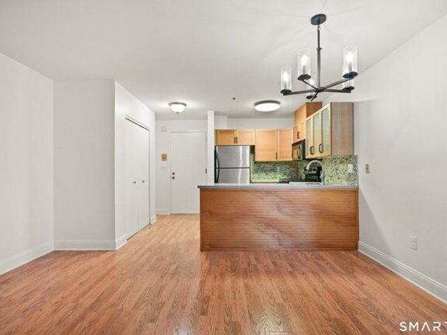Condo for sale in Cos Cob, Connecticut