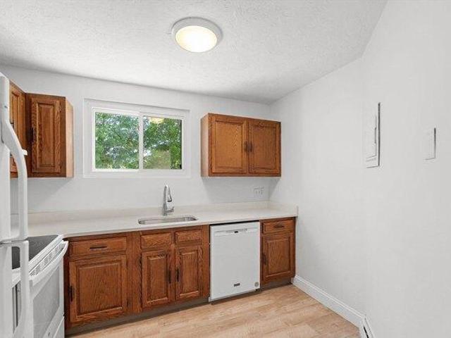 Condo for sale in Stoneham, Massachusetts