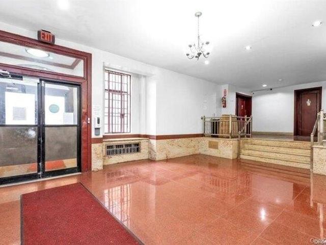 Condo for sale in Queens, Arverne
