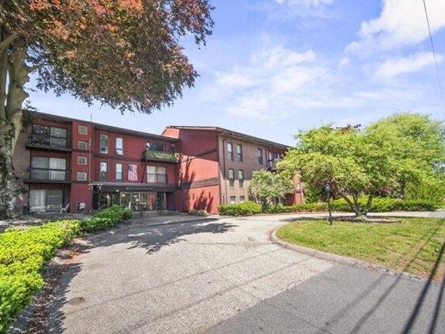 Condo for sale in Bristol, Massachusetts