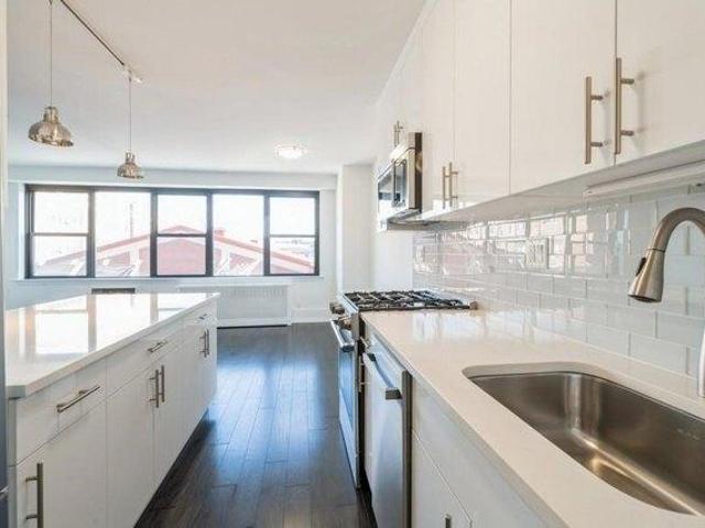 Condo for sale in Hudson, New Jersey