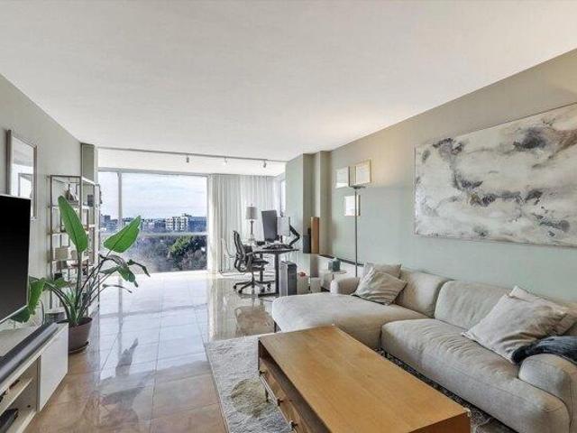 Condo for sale in Hudson, New Jersey