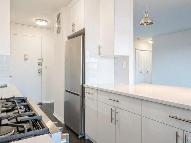 Condo for sale in Hudson, New Jersey