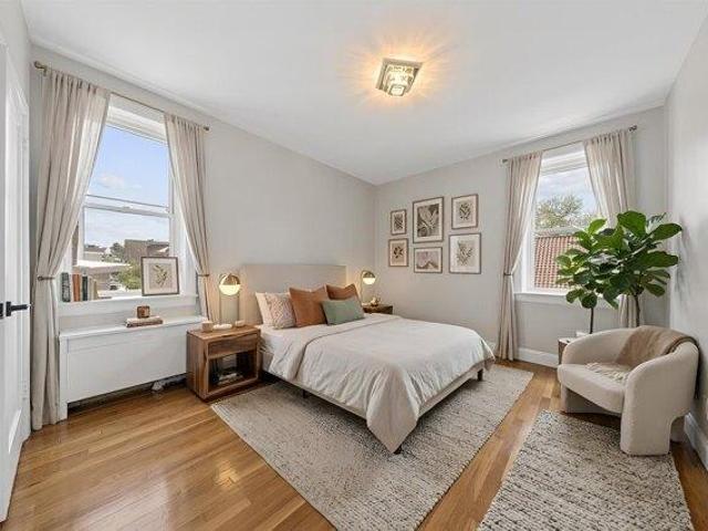 Condo for sale in Hudson, New Jersey