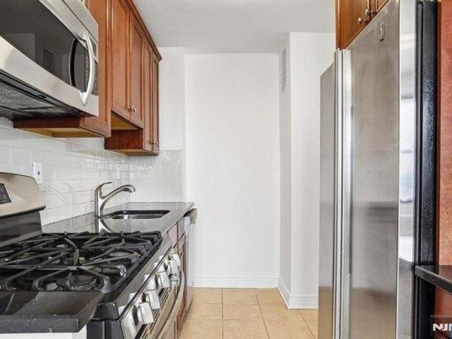 Condo for sale in Hudson, New Jersey
