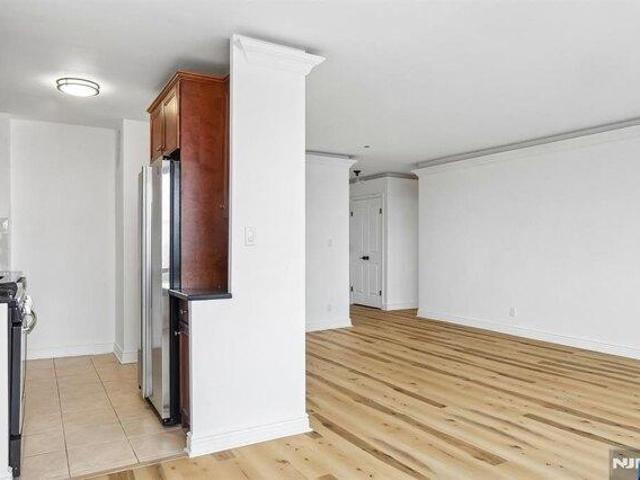 Condo for sale in Hudson, New Jersey