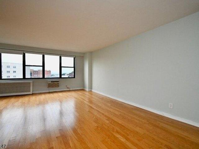 Condo for sale in Hudson, New Jersey