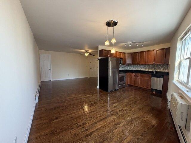 Condo for sale in Hudson, New Jersey
