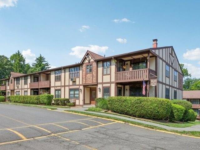 Condo for sale in Rockland, New York