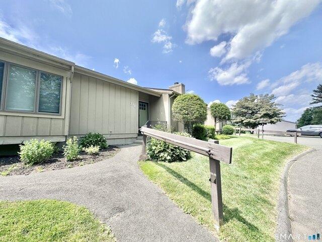 Condo for sale in Wallingford, Connecticut