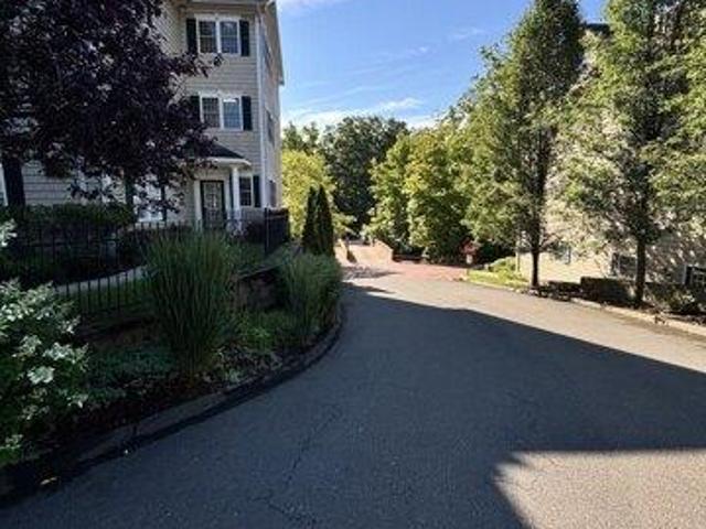 Condo for sale in Wallingford, Connecticut