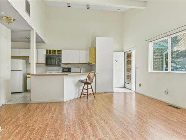 Condo for sale in Warwick, Rhode Island