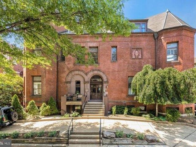 Condo for sale in Washington, Washington DC