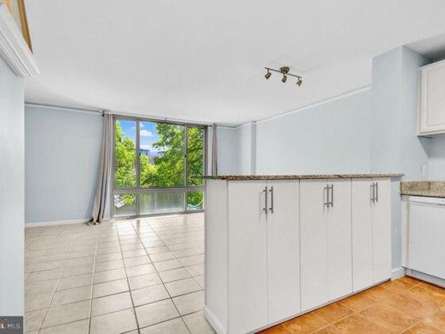 Condo for sale in Washington, Washington DC