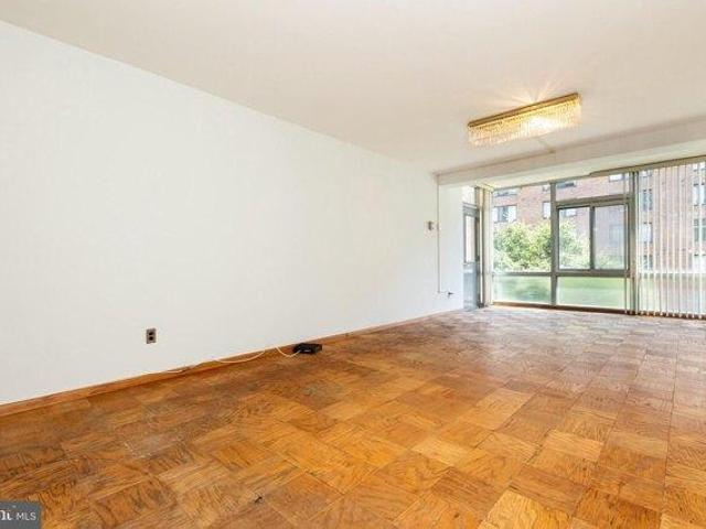 Condo for sale in Washington, Washington DC