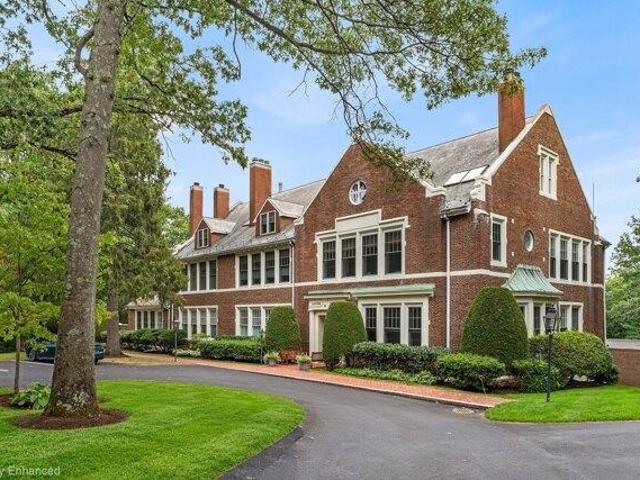 Condo for sale in Wellesley Hills, Wellesley