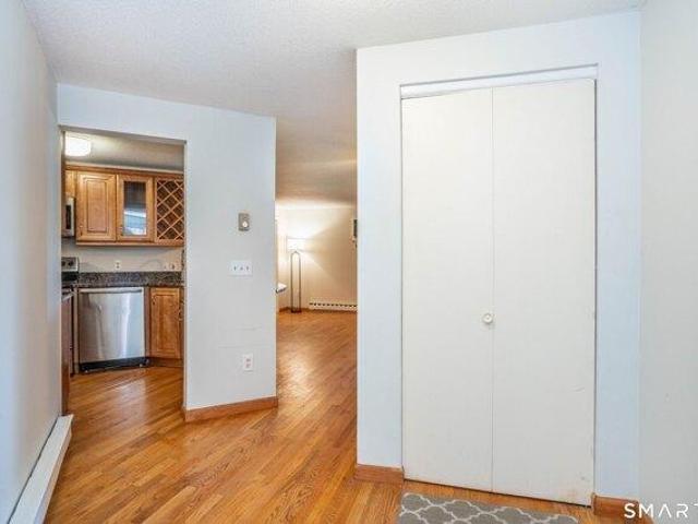 Condo for sale in Fernridge Place, West Hartford