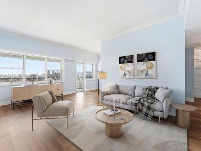 Condo for sale in Hudson, New Jersey