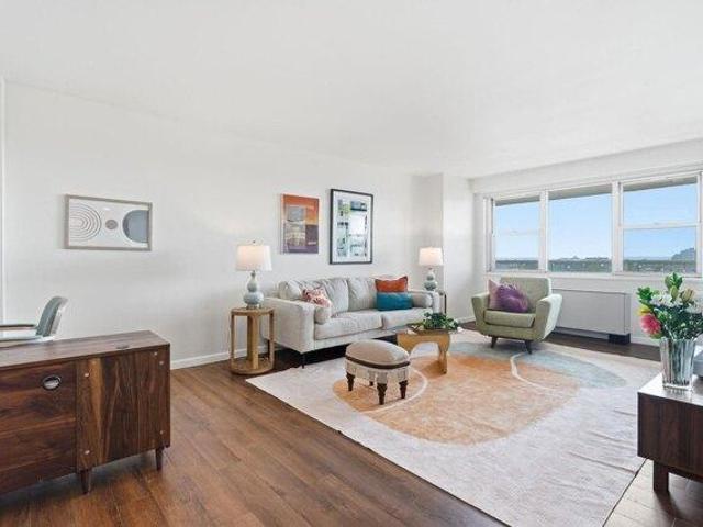Condo for sale in Hudson, New Jersey