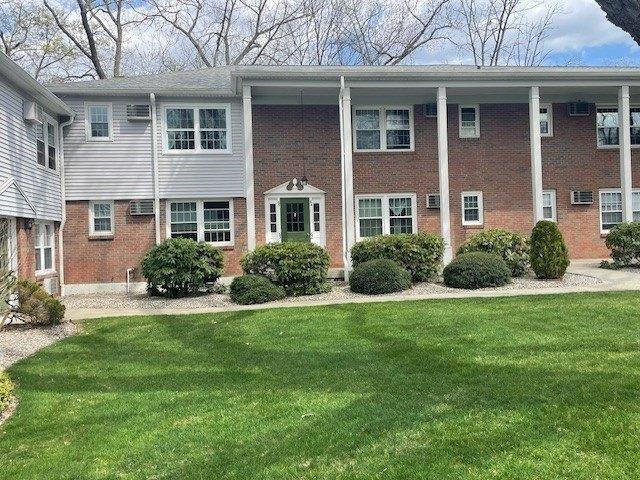 Condo for sale in Hampden, Massachusetts