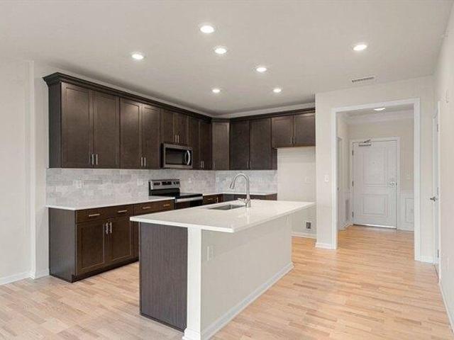 Condo for sale in Northborough, Massachusetts